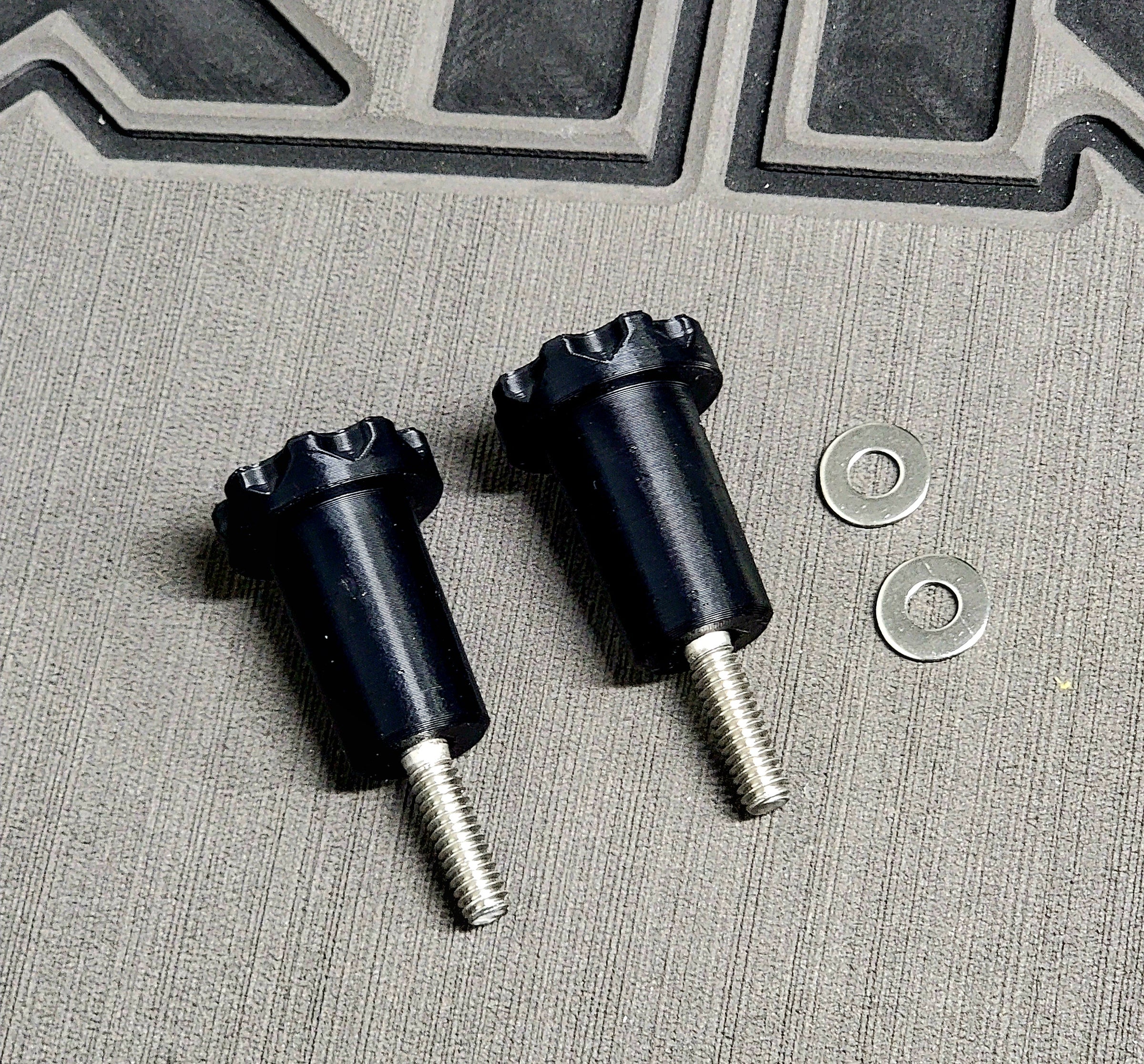 YakAttack LockNLoad Track Base Adaper Knobs for Bonafide Molded