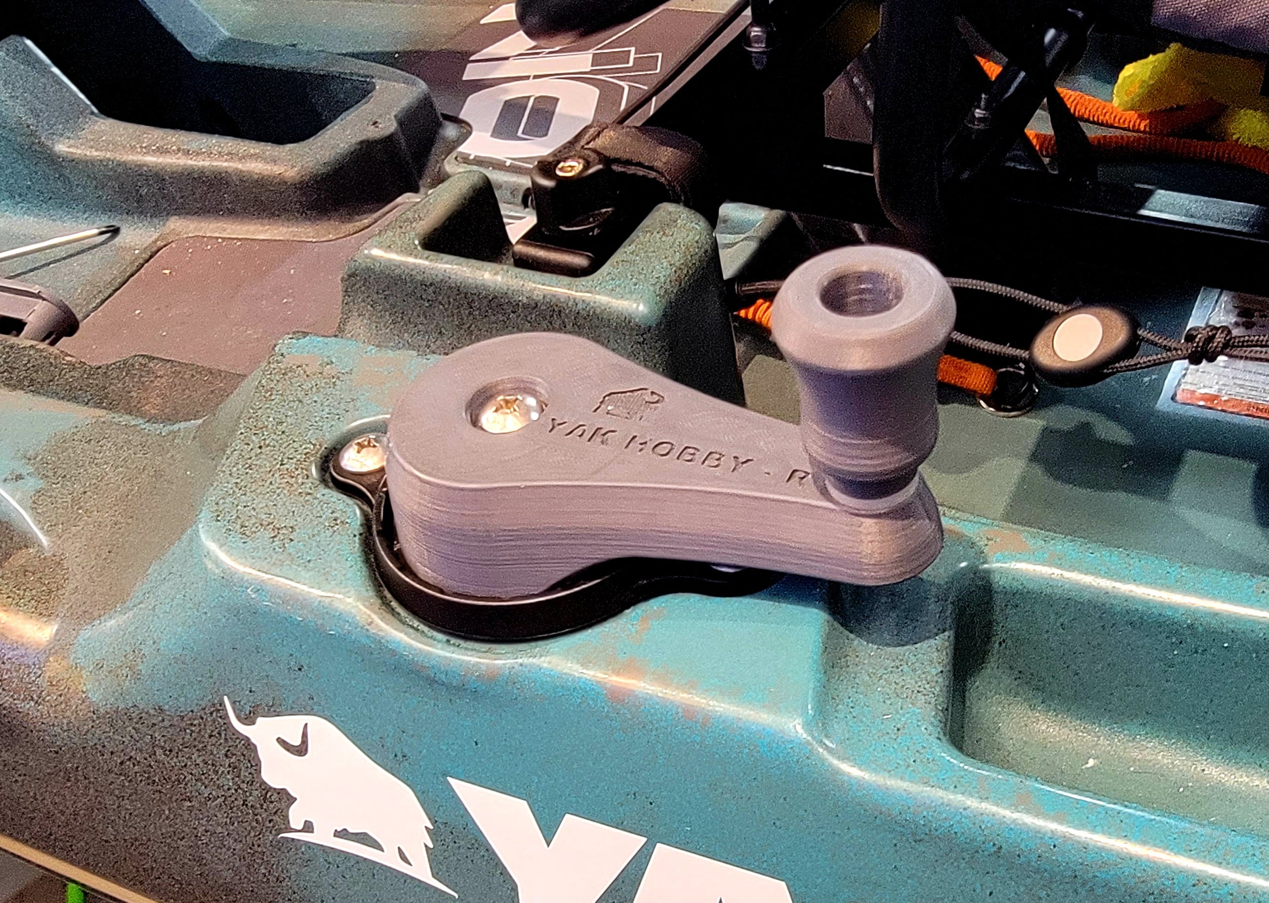 Wilderness Systems Recon 120 HD X-Puck Steering Cap Mounting Plate By YAK  Hobby 